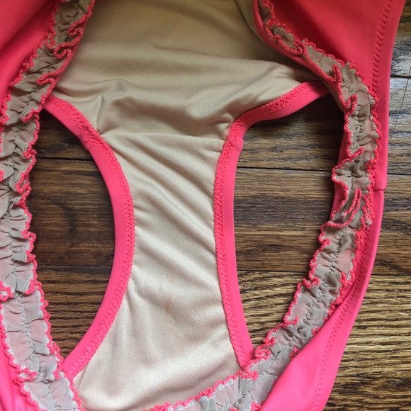 VS Swim Bottom 💋 - Picture 4 of 4